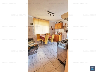 Vila cu 7 camere de vanzare in Olteni, 180 mp