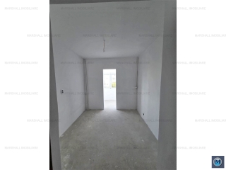 Apartament 3 camere de vanzare, zona Malu Rosu, 57 mp