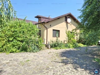 Casa cu  camere de vanzare in Paulesti