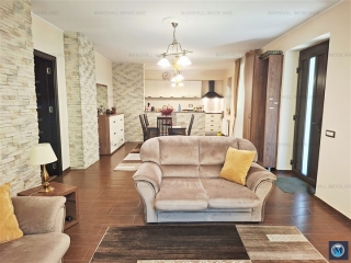 Casa cu  camere de vanzare in Paulesti