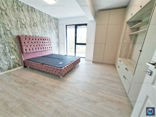 Apartament 3 camere de vanzare, zona 9 Mai, 84.3 mp