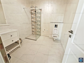 Apartament 3 camere de vanzare, zona 9 Mai, 84.3 mp