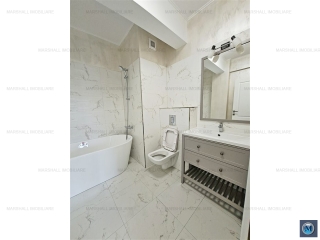 Apartament 3 camere de vanzare, zona 9 Mai, 84.3 mp
