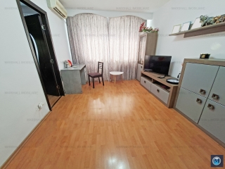 Apartament 2 camere de vanzare, zona Vest, 42 mp