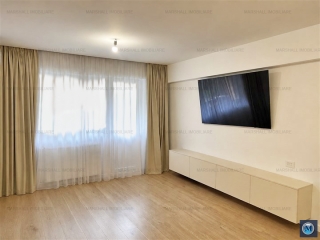 Apartament 3 camere de vanzare, zona Republicii, 82 mp