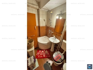 Apartament 3 camere de vanzare, zona Ultracentral, 61.27 mp