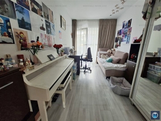 Apartament 3 camere de vanzare, zona Albert, 78 mp