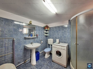 Casa cu 4 camere de vanzare in Strejnicu, 90 mp