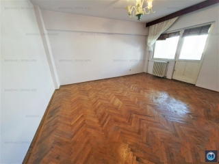 Apartament 3 camere de vanzare, zona Republicii, 65 mp