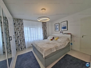Casa cu 8 camere de vanzare in Bucov, 252 mp