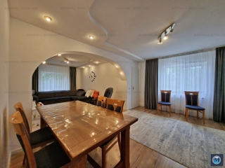 Casa cu 8 camere de vanzare in Bucov, 252 mp