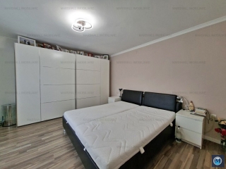 Casa cu 8 camere de vanzare in Bucov, 252 mp
