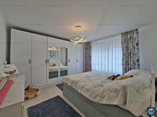 Casa cu 8 camere de vanzare in Bucov, 252 mp