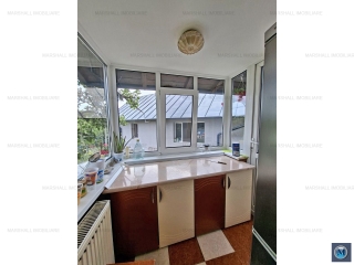 Casa cu 8 camere de vanzare in Bucov, 252 mp