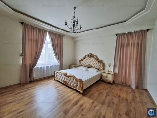 Vila cu 9 camere de vanzare in Bucov, 510 mp