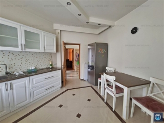 Vila cu 9 camere de vanzare in Bucov, 510 mp