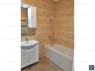 Apartament 3 camere de vanzare, zona Albert, 82,40 mp