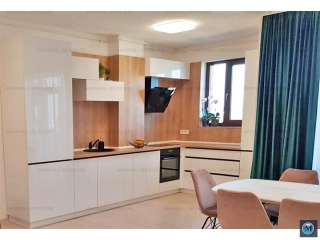 Apartament 3 camere de vanzare, zona Albert, 82,40 mp