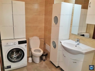 Apartament 3 camere de vanzare, zona Albert, 82,40 mp