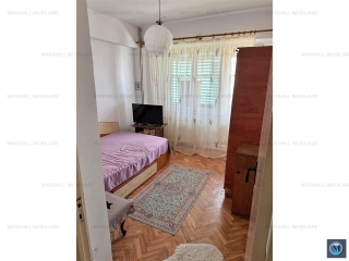 Apartament 3 camere de vanzare, zona Ultracentral, 57,40 mp