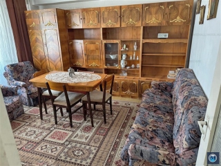 Apartament 3 camere de vanzare, zona Ultracentral, 57,40 mp