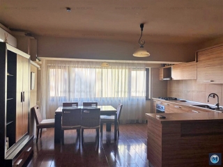 Apartament 3 camere de vanzare, zona 9 Mai, 104,55 mp