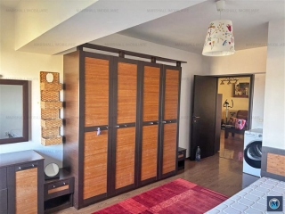 Apartament 3 camere de vanzare, zona 9 Mai, 104,55 mp