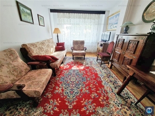 Apartament 3 camere de vanzare, zona Republicii, 76 mp