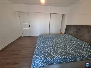 Apartament 3 camere de vanzare, zona Central, 78 mp