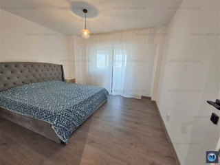 Apartament 3 camere de vanzare, zona Central, 78 mp