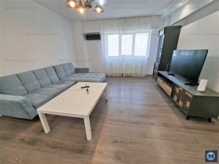 Apartament 3 camere de vanzare, zona Central, 78 mp