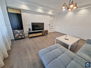 Apartament 3 camere de vanzare, zona Central, 78 mp