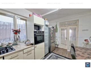 Casa cu 5 camere de vanzare, zona Central, 164 mp