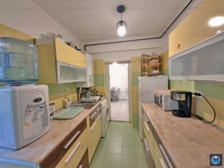 Casa cu 3 camere de vanzare, zona Democratiei, 44 mp