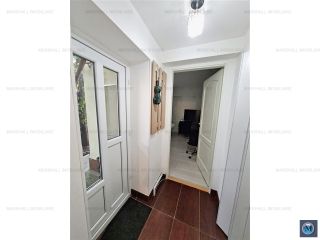 Casa cu 3 camere de vanzare, zona Democratiei, 44 mp