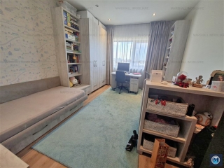 Apartament 4 camere de vanzare, zona Rudului, 117,94 mp