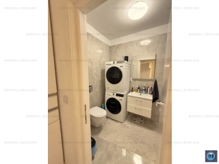 Apartament 3 camere de vanzare, zona Vest, 66 mp