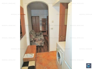 Apartament 2 camere de vanzare, zona Malu Rosu, 40 mp