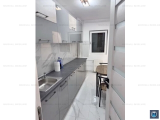 Garsoniera de inchiriat, zona Central, 40 mp