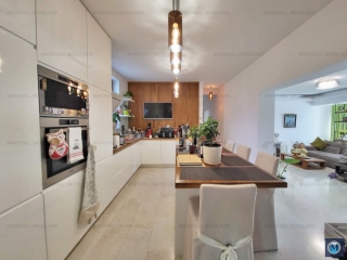 Casa cu  camere de vanzare, zona Albert, 200 mp