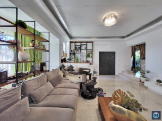 Casa cu  camere de vanzare, zona Albert, 200 mp