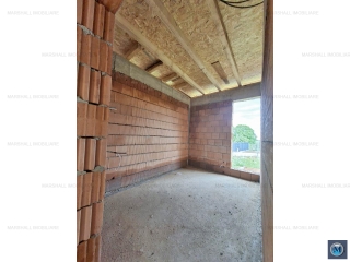 Casa cu 4 camere de vanzare in Baicoi, zona Vest, 130 mp