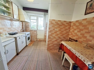 Apartament 3 camere de vanzare, zona Ultracentral, 65.38 mp