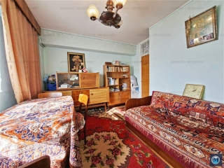 Apartament 3 camere de vanzare, zona Ultracentral, 65.38 mp
