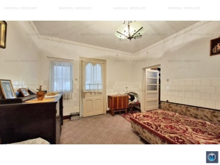 Casa cu 7 camere de vanzare in Boldesti-Scaeni, zona Central, 218 mp