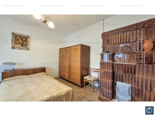 Casa cu 7 camere de vanzare in Boldesti-Scaeni, zona Central, 218 mp