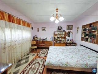 Casa cu 4 camere de vanzare, zona Bereasca, 77.30 mp