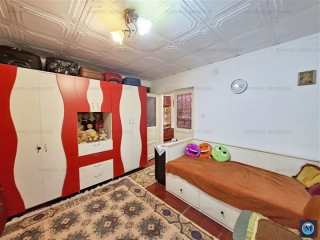 Casa cu 4 camere de vanzare, zona Bereasca, 77.30 mp