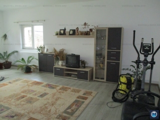 Vila cu 6 camere de vanzare, zona Central, 398.95 mp