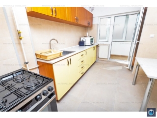 Apartament 3 camere de vanzare, zona Ultracentral, 70 mp